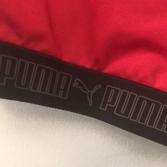 Puma Sports Bra Size Medium - Picture 2 of 5
